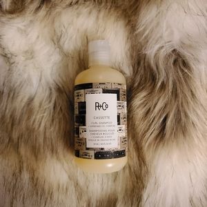 R+Co Cassette curl shampoo